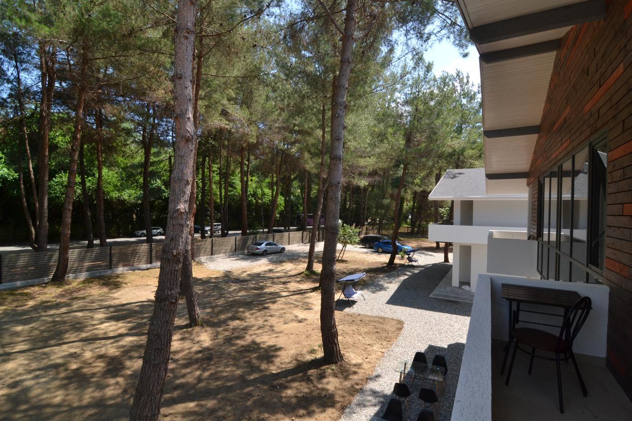 بيزوندا Hotel Apra المظهر الخارجي الصورة