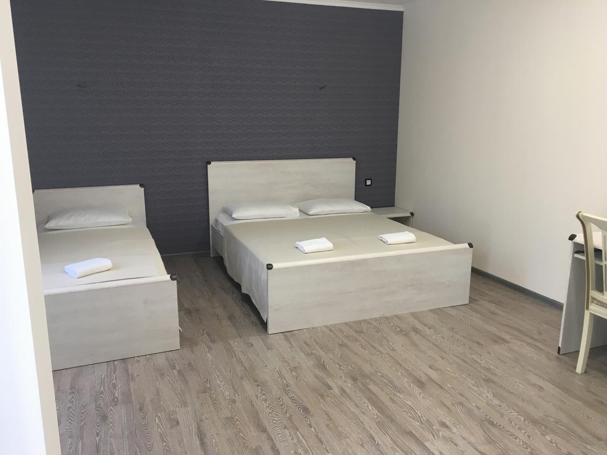 بيزوندا Hotel Apra المظهر الخارجي الصورة
