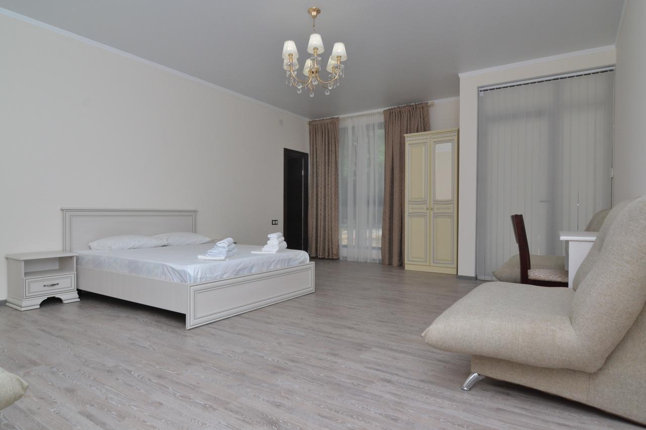 بيزوندا Hotel Apra المظهر الخارجي الصورة