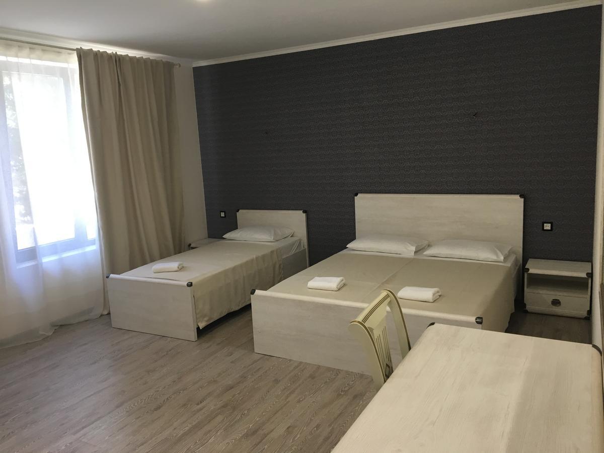 بيزوندا Hotel Apra المظهر الخارجي الصورة